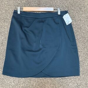 NWT H&M Women's Tulip Mini Skirt, sz 12.
